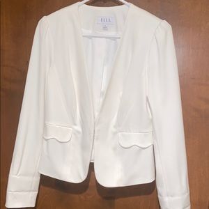 Cream Blazer with scallop accents
